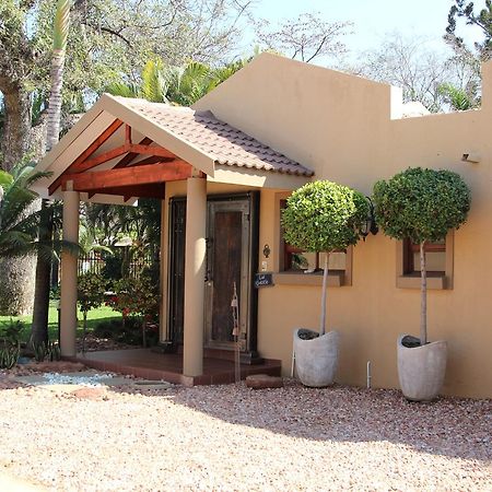 Micasa Sucasa Guesthouse Lephalale المظهر الخارجي الصورة